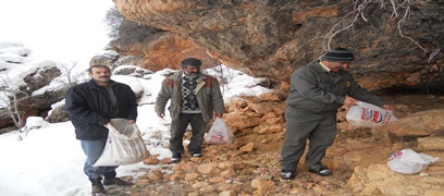 KEKL�KLERE 2 TON YEM BIRAKILDI